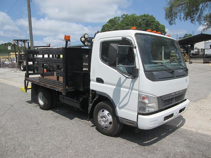 Used 2010 Mitsubishi Fuso Flat-Bed