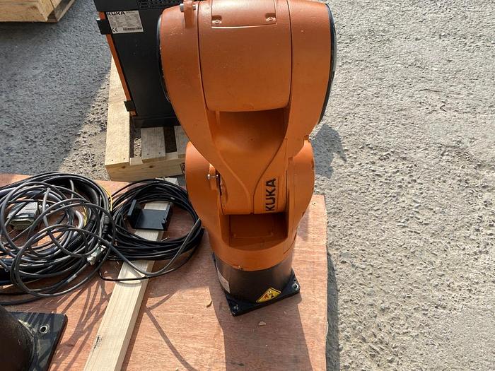 Used 2015 Kuka KR C4 + KR 6 R700 Sixx Robot