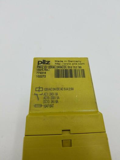Used PILZ SAFETY RELAY PNOZ X3 120VAC/24VACDC 3n/0 1n/c 1so