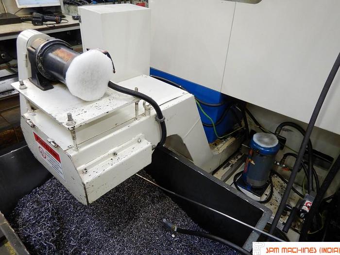 Used Daewoo DMV 400 Twin Pallet VMC - 2000