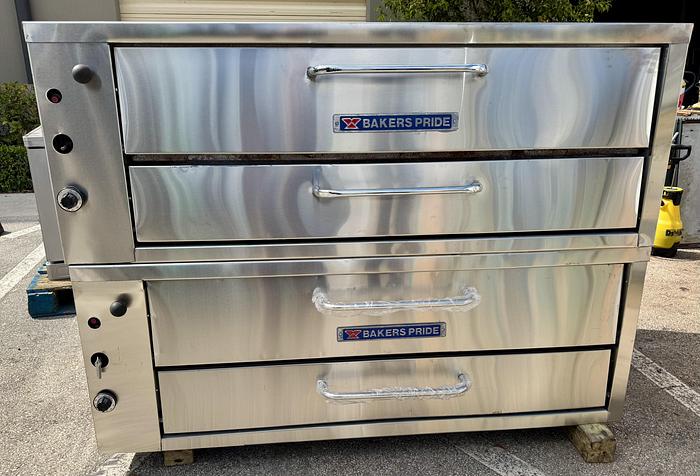 Used Bakerspride 452 reconditioned Doublestack pizza oven