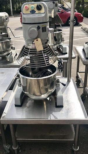 Used Globe - SP25 - 25 Qt Bench Mixer Comes With Table