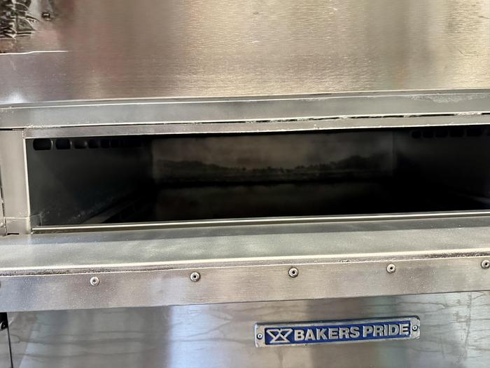 Refurbished Bakerspride GP-61 reconditioned Doublestack pizza oven gas