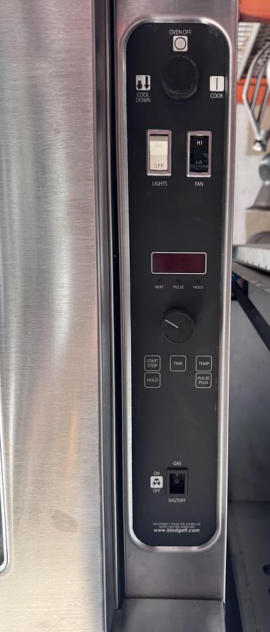 Refurbished Blodgett DFG-100-3 Double Stack Gas Convection Oven