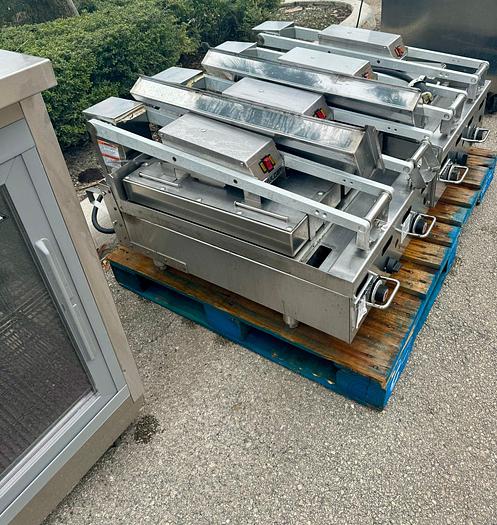 Used Vulcan 24” griddle with clamshell gas