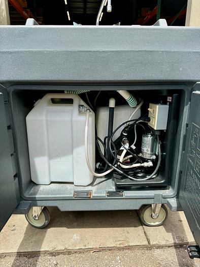 Used Cambro KSC402191 45 1/2"H Portable Sink Cart w/ (2) 4"D Bowls, Hot Water