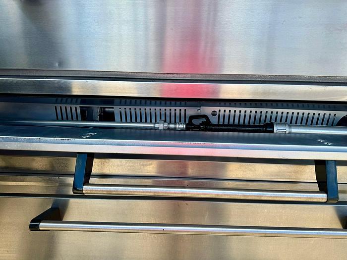 Used Marsal SD660 Doublestack pizza oven on casters