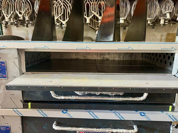 Refurbished Y800 Bakers Pride reconditioned Pizza Oven Double Deck Sold With Seasoned Stones