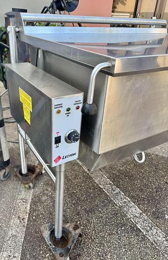 Used Legion TGSE-2440-9-WC Gas Tilting Skillet Braising Pan