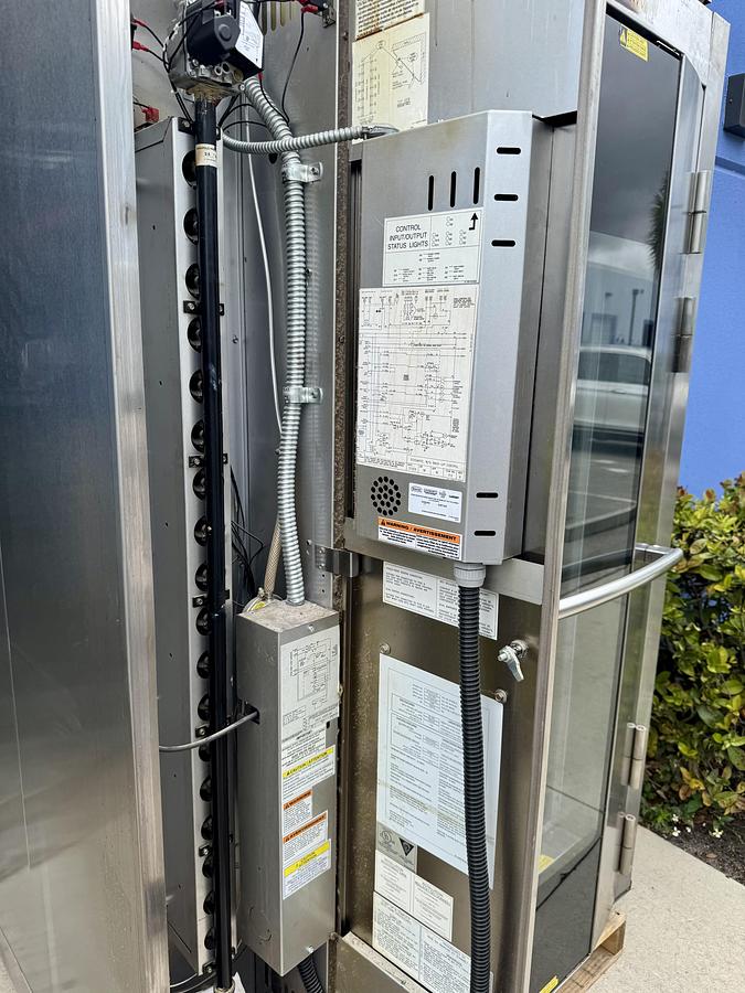 Used Baxter OV500G1EE Single Natural Gas Rotating Rack Convection Oven with Digital Controls - 180,000 BTU