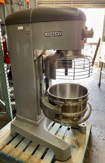 Used Hobart Legacy HL600 60qt Dough Mixer Comes W SS Bowl & Attachment