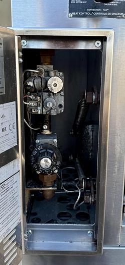 Refurbished BAKER PRIDE 352 RECONDITIONED 57" GAS PIZZA DECK OVENS 300°-650°F 140,000 BTU