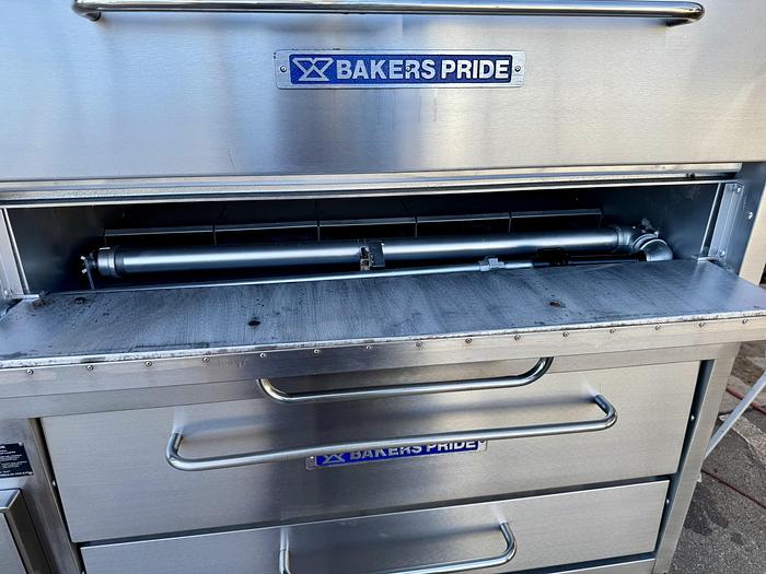 Refurbished BAKER PRIDE 352 RECONDITIONED 57" GAS PIZZA DECK OVENS 300°-650°F 140,000 BTU