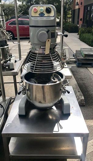 Used Globe - SP25 - 25 Qt Bench Mixer Comes With Table
