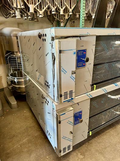 Refurbished Y800 Bakers Pride reconditioned Pizza Oven Double Deck Sold With Seasoned Stones