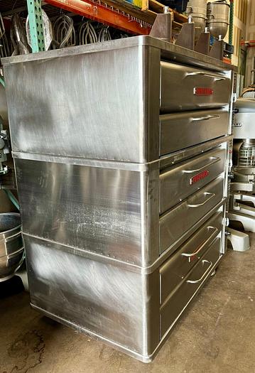 Used Reconditioned Blodgett 961 Triple Deck Pizza Oven