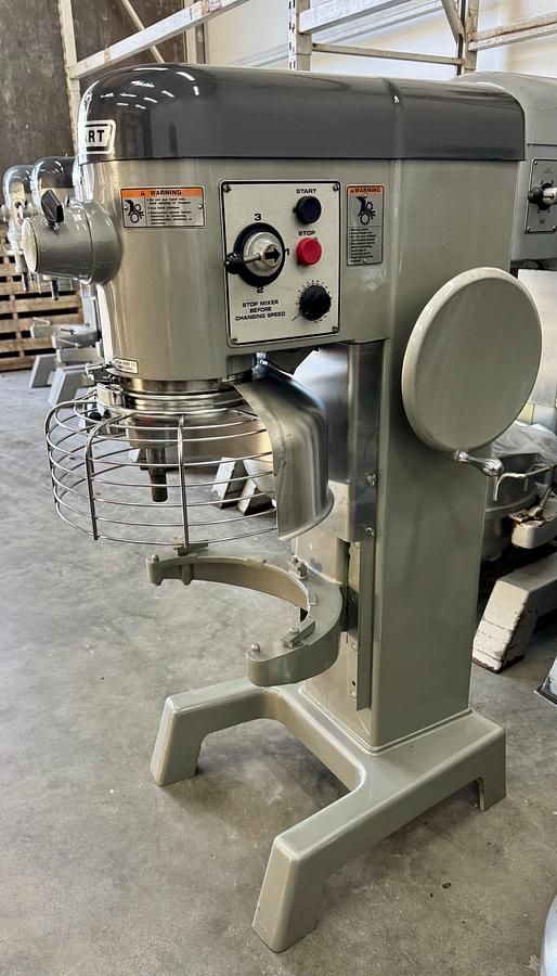 Refurbished Hobart D340 40 quart mixer comes with stainless steel bowl and one attachment 