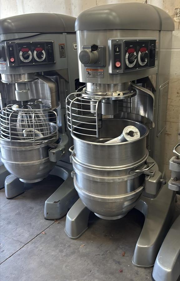 Used Hobart HL600 60 quart mixer comes with a stainless steel bowl and one attachment