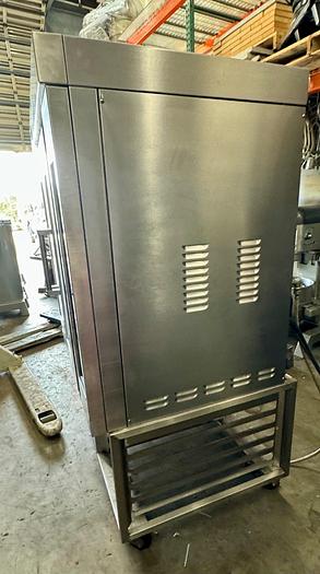 Used Baxter OV300E electric rotating mini rack oven