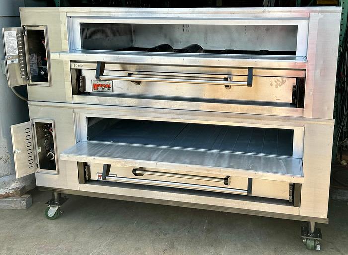 Used Marsal SD660 Doublestack pizza oven on casters