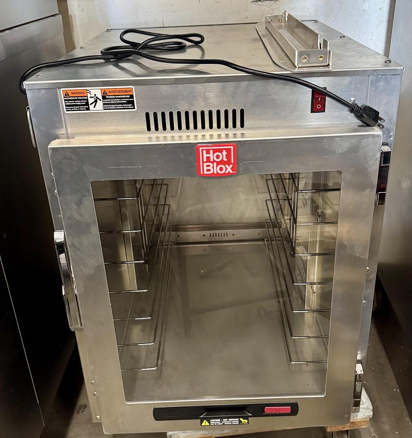 Used Metro HBCW8-DCPC-CT 25 Inch Insulated Holding Cabinet Pass-thru Countertop