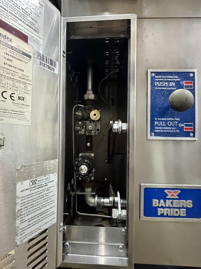 Refurbished Bakers Pride Y-602 Super Deck Floor Model Double Pizza Deck Oven