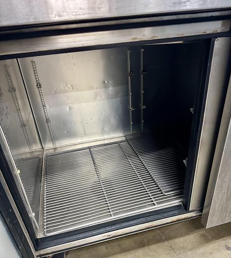 Used True 2018 TPP67 67” pizza prep cooler