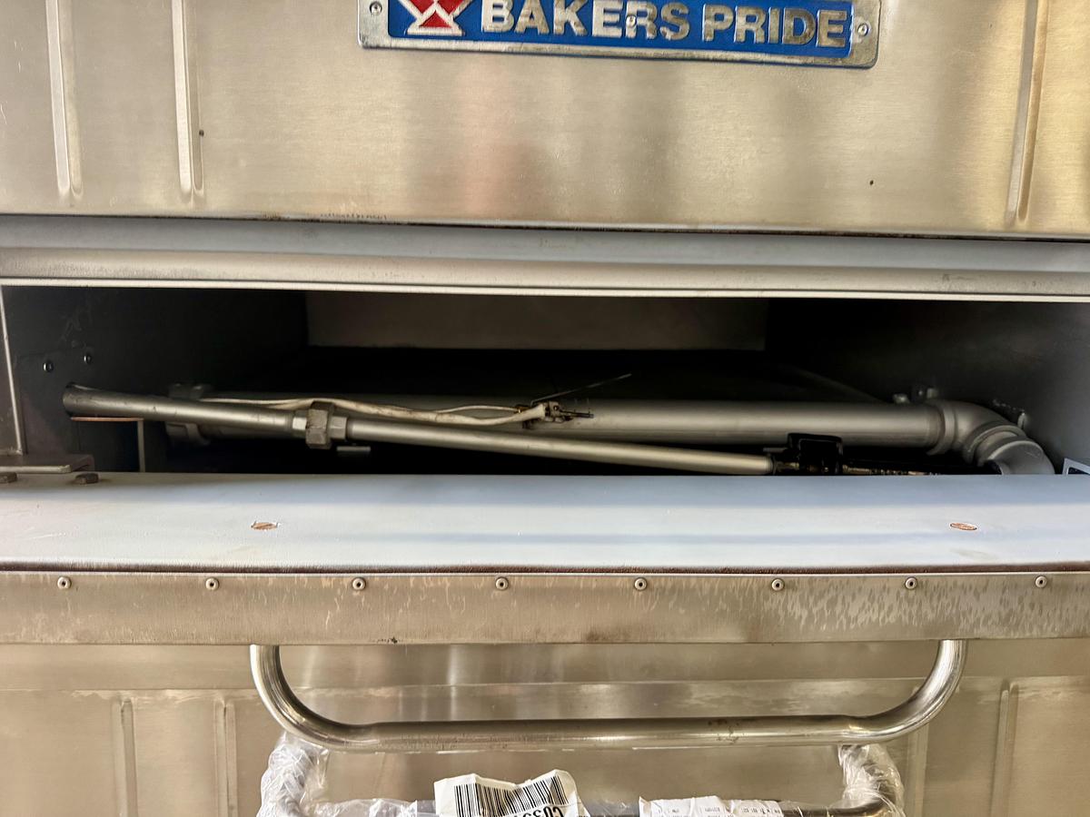 Refurbished 200 Bakers Pride 252