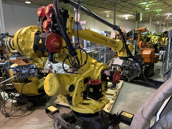 Used FANUC R2000iC/125L 6 AXIS CNC ROBOT WITH R30iB CONTROLLER, IR VISION, 125KG X 3,100 MM H REACH
