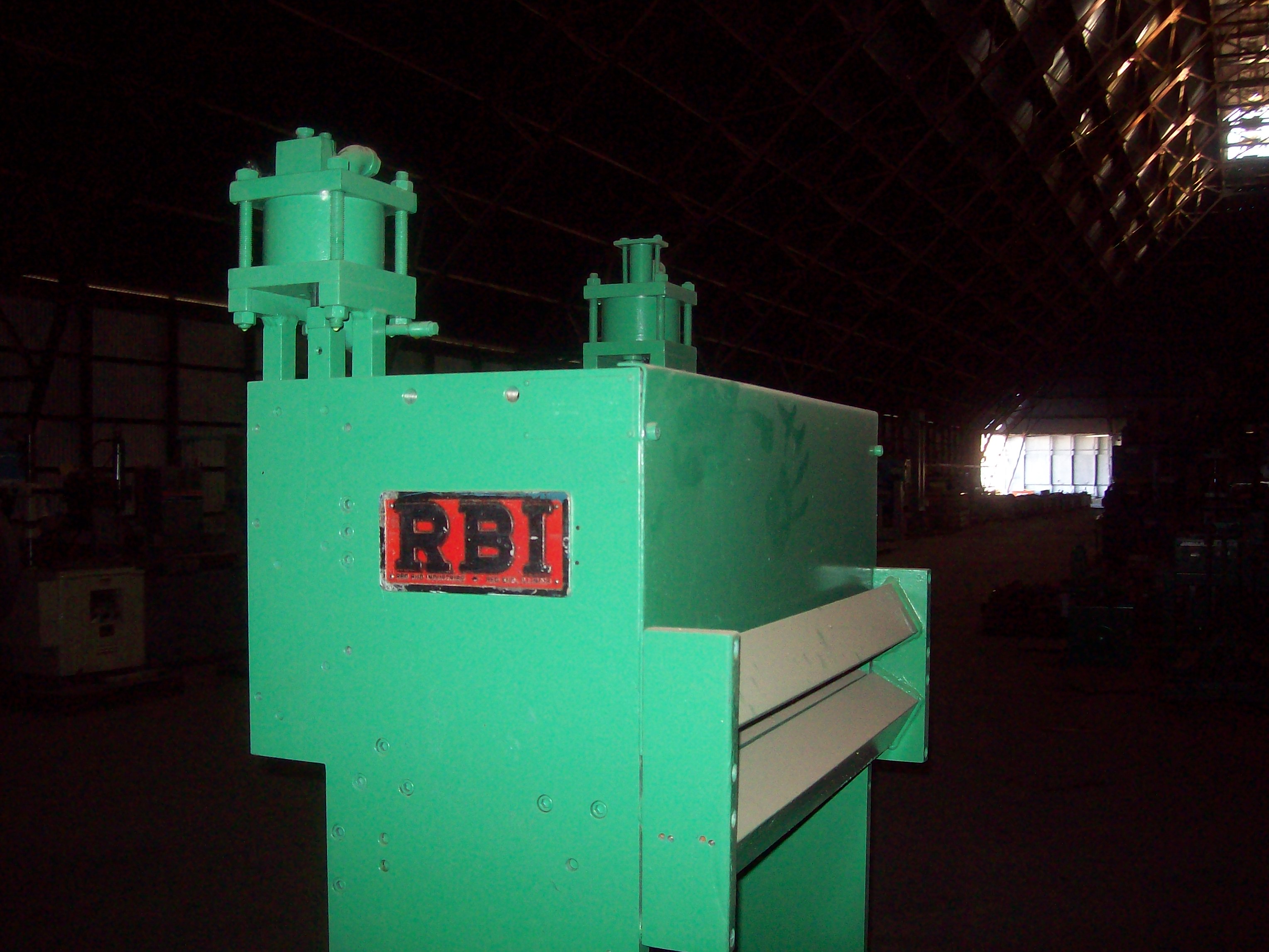 Used Red Bud Industries Hydraulic Shear