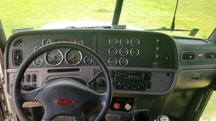 Used 2010 Peterbilt 386