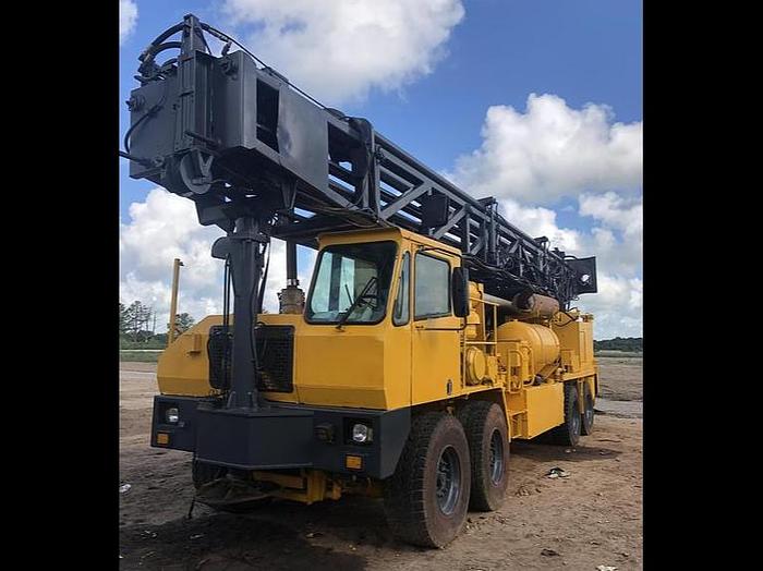 Used Item 0935 : 2010 Atlas Copco T4W