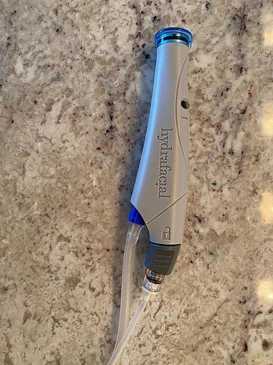 Used 2018 Edge Hydrafacial MD Elite w/ PERKS, Lymphatic, Red & Blue Lights ~ Warranty