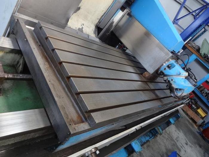 Utilisé Fraiseuse CN banc fixe MTE BF 3200 Marque MTE