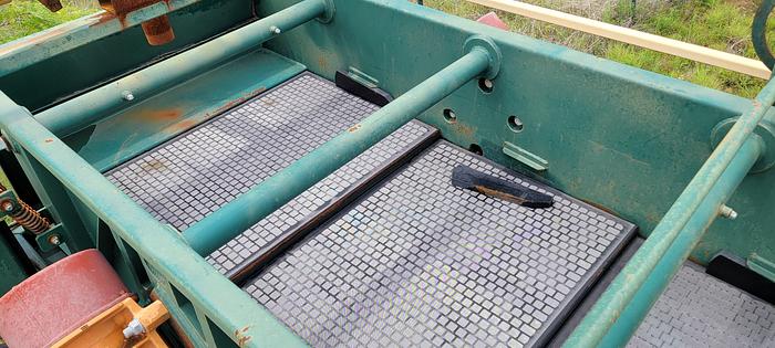 Used Republic Centrifuge Shale Shaker (3 Panel)