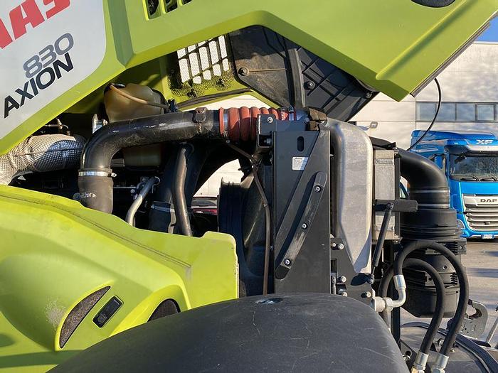Usato 2014 CLAAS AXION 830 CMATIC