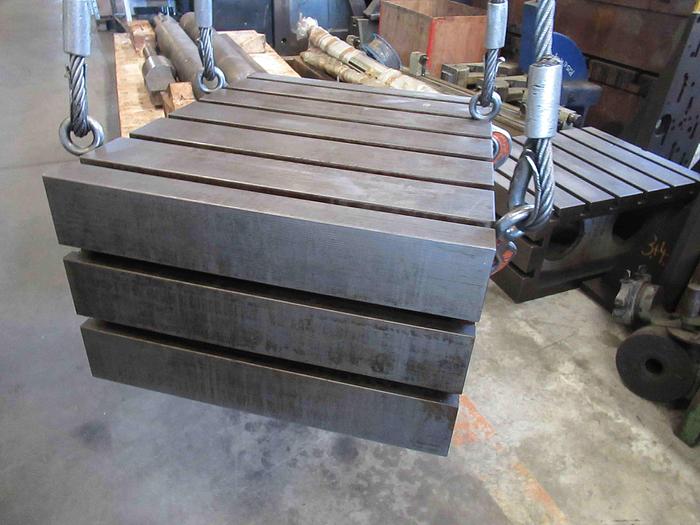 Usato CUBI SCANALATI IN GHISA - n. 4