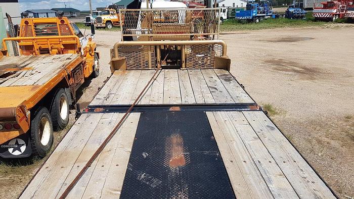 Used 1980 MACK DM600 Twin Steer Heavy Duty Oilfield Pump / Kill Truck
