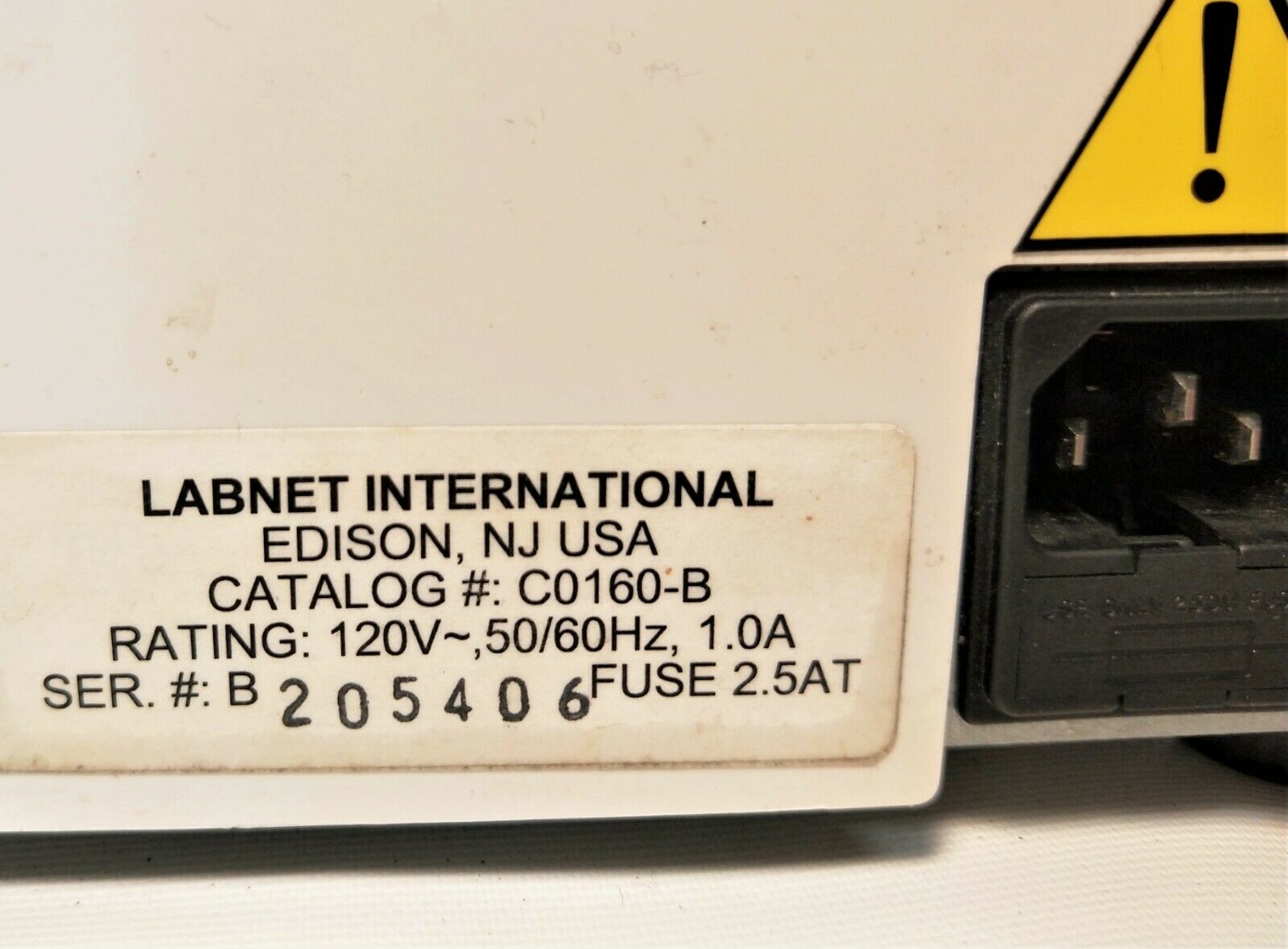Used Labnet Spectrafuge 16M MicroCentrifuge (18 x 1.5/2mL)