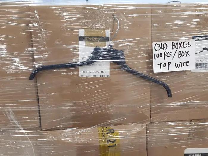 Wholesale Clothes Hangers – Wood, metal & plastic.