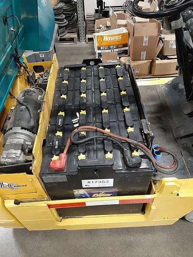 Used 2005 Komatsu 3 Wheel Electric Forklift