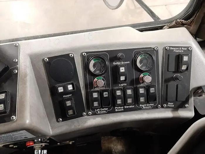 Used 2008 Johnston 4000 Street Sweeper