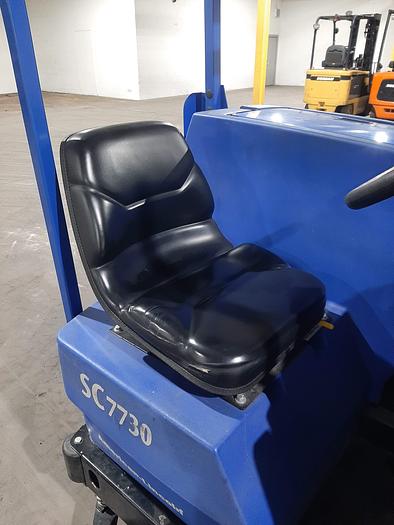 Used American Lincoln        SC7730 46” Sweeper/Scrubber