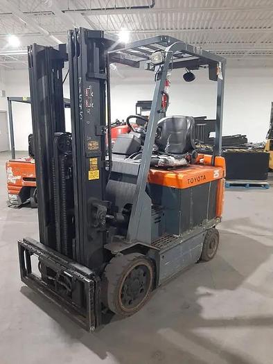 Used Toyota 7FBCU25 – 5000 lb. Electric Forklift