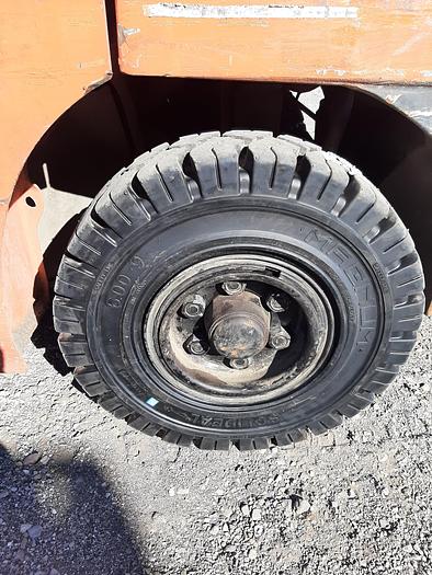 Used 2014 Toyota 8FGU25 – 5000 lb. Pneumatic Forklift