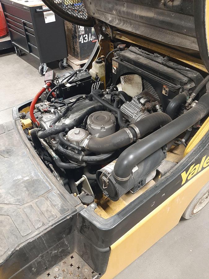 Used YALE GLC050 – 5000 lb. Propane Forklift