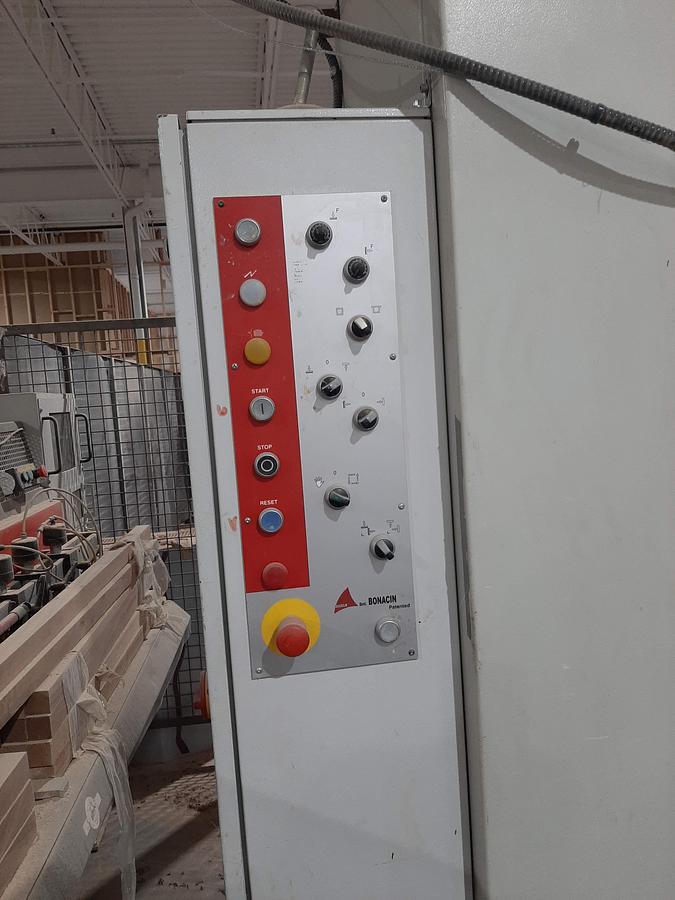 Used BONACIN  Nina Case Clamp