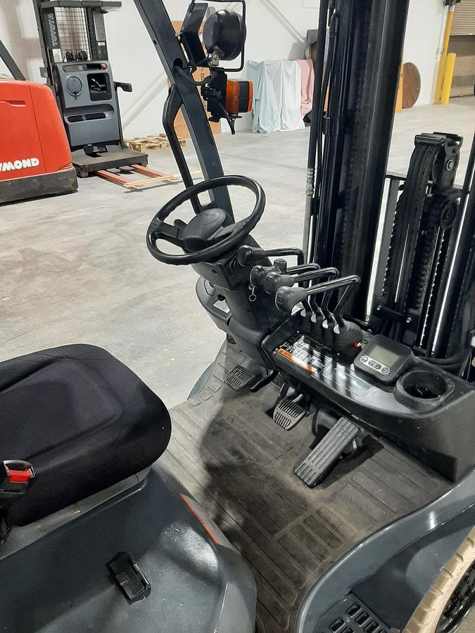 Used 2019 TOYOTA 8FGCU25 – 5000 lb. Forklift