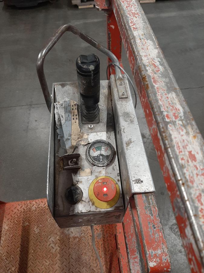 Used 2015 SKYJACK - SJ16 Vertical Mast Lift