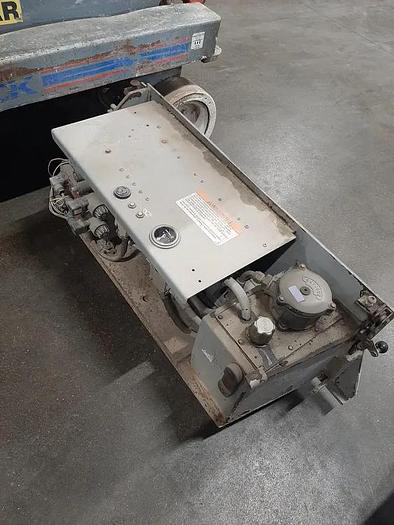 Used 2005 Skyjack SJIII 3219 Scissor Lift